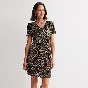 Women's Studio Connection Short Sleeve V-Neck Pleated Tiered Mini Dress