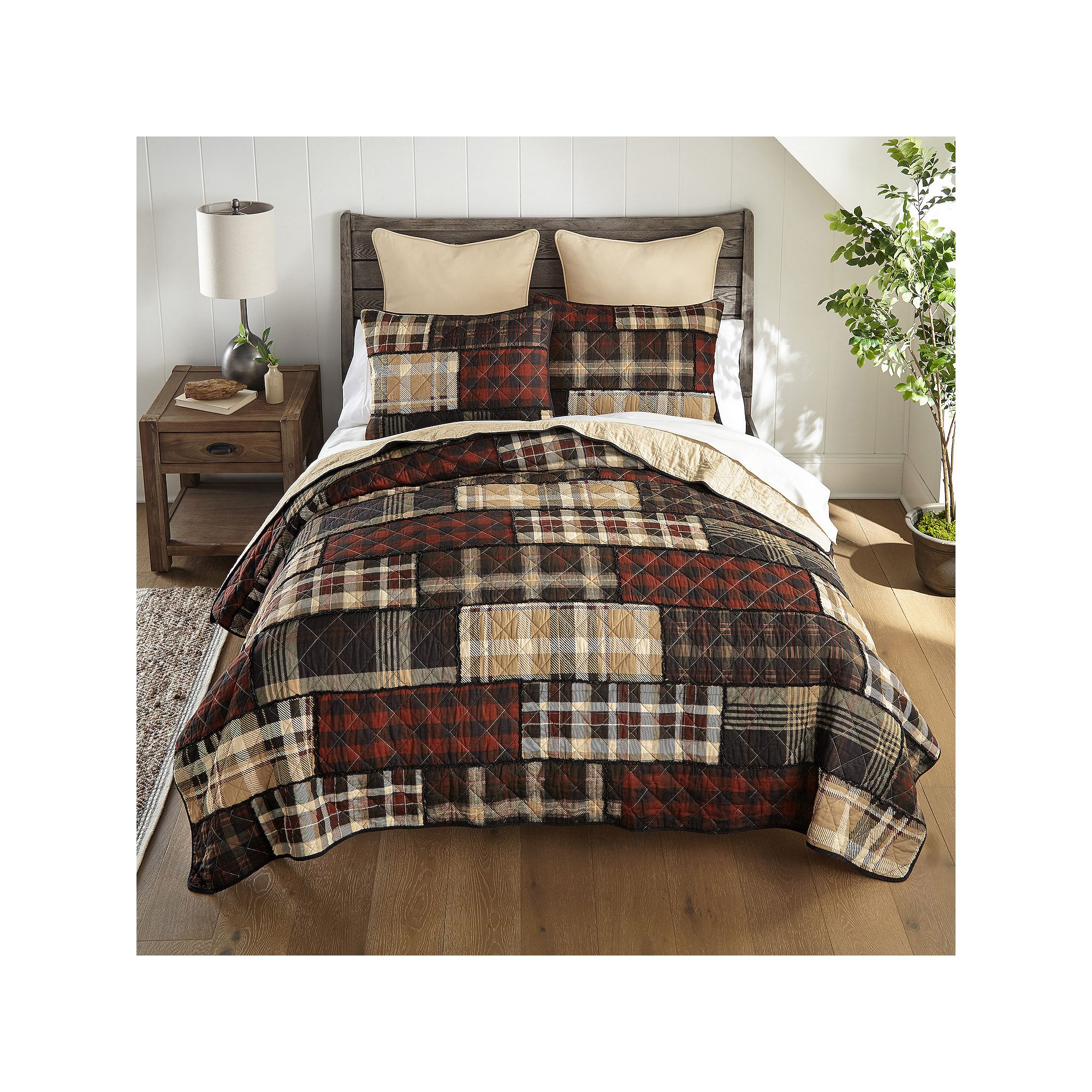 Donna Sharp Plaid Cotton Pieced Quilt Set with Shams, Red