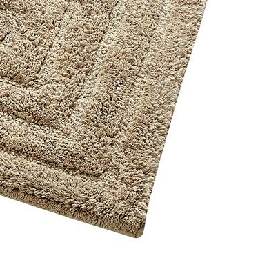 Stylish And Comfortable All Season Traditional Racetrack Design Cotton Bath Rug.