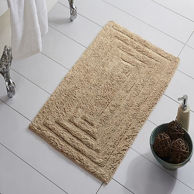 Stylish And Comfortable All Season Traditional Racetrack Design Cotton Bath Rug.