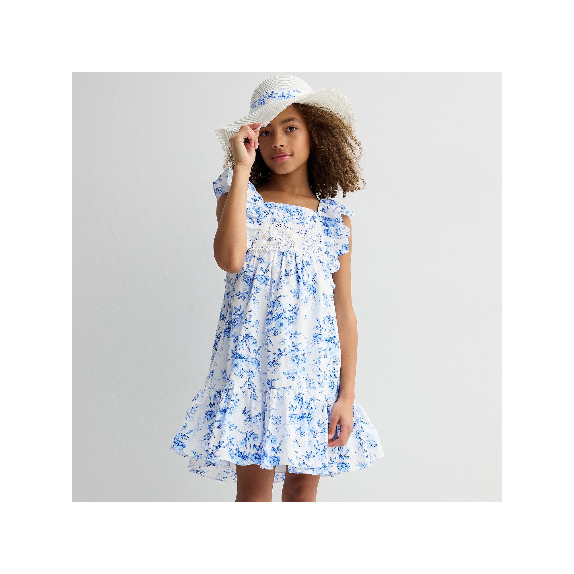 Girls 4-20 Bonnie Jean Floral Pinafore Dress and Hat in Regular & Plus Size