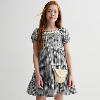 Girls 4-12 Bonnie Jean Puffed Sleeve Smocked Daisy Dress with Purse