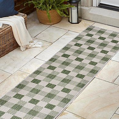 Darcy Traditional Geometric Bold Gingham Indoor/outdoor Runner Rug