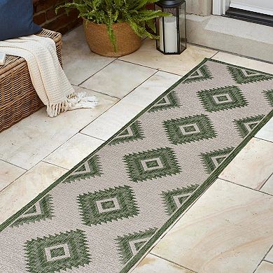 Lior Geometric Moroccan Diamond Indoor/outdoor Runner Rug