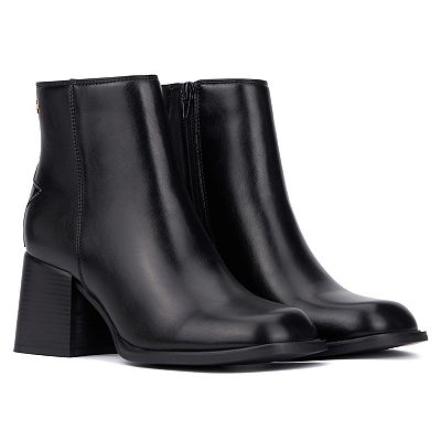 Olivia Miller Star Women's Ankle Boots