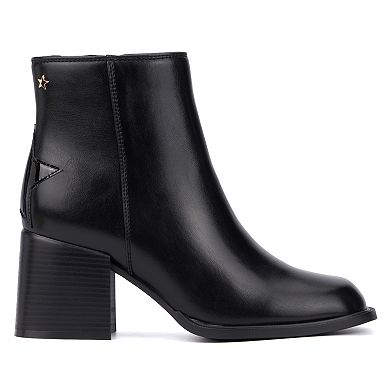 Olivia Miller Star Women's Ankle Boots