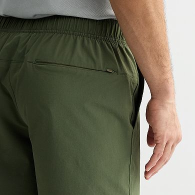 Men's Tek Gear® Lightweight 9 in. Woven Shorts