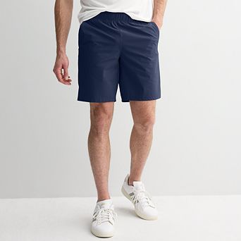 Men's Tek Gear® Lightweight 9 in Woven Shorts