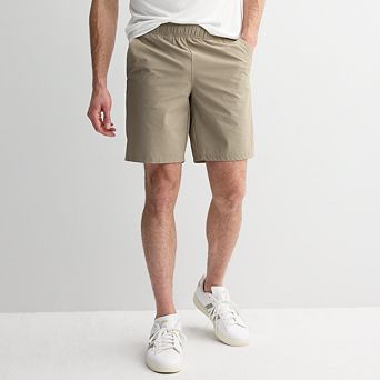 Men's Tek Gear® Lightweight 9 in Woven Shorts