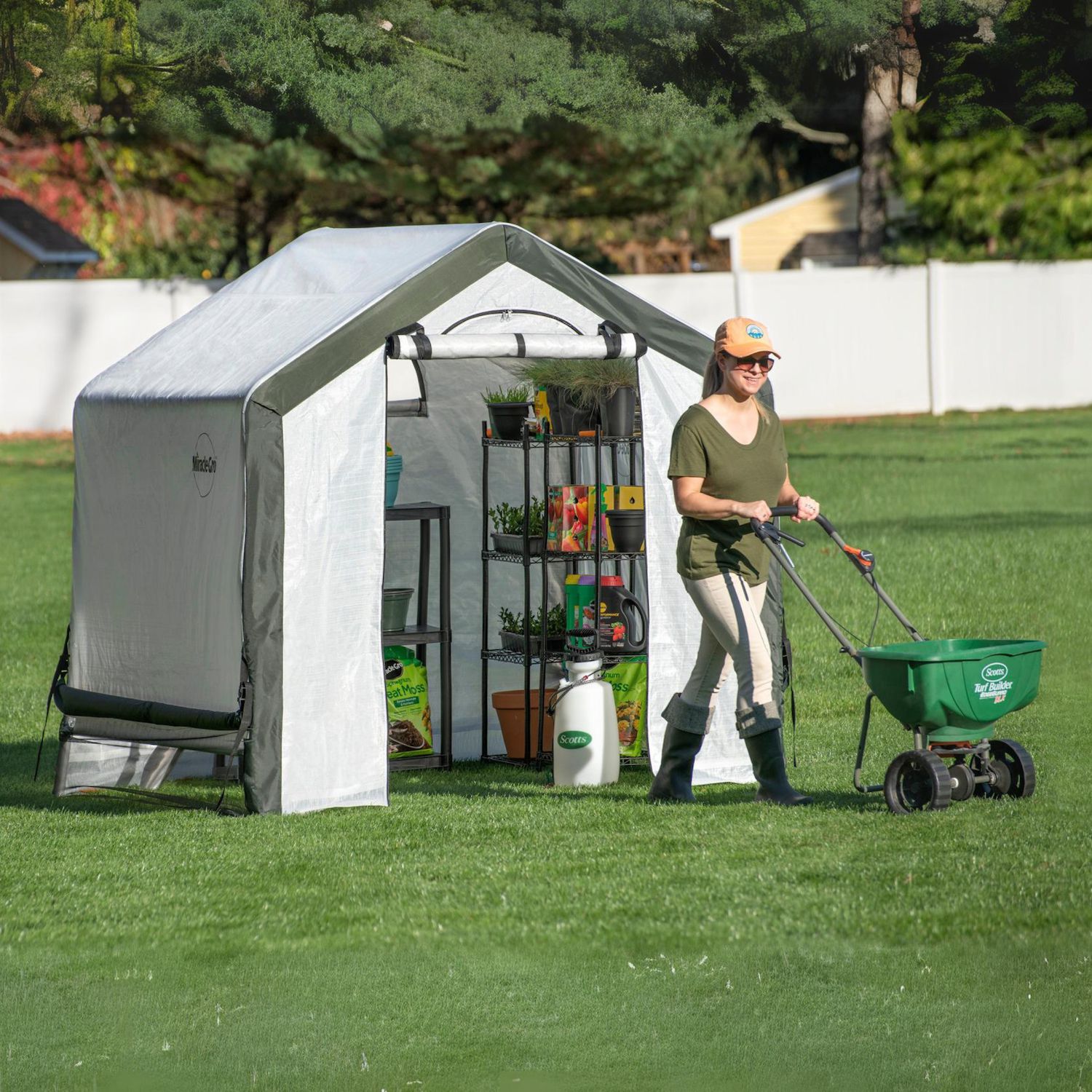 Miracle-Gro 6 x 6 x 6 ft White Greenhouse - Thumbnail 2