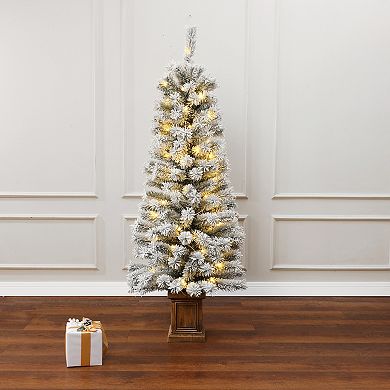 LuxenHome 4ft Pre-lit Potted Battery-operated Artificial Flocked Christmas Tree