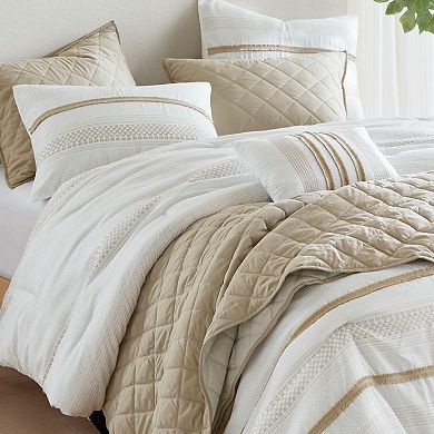 Madison Park Bianca 7-Piece Stripe Comforter and Quilt Set