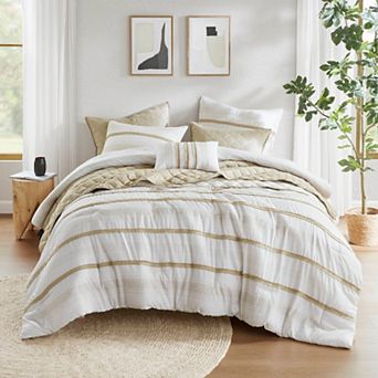 Madison Park Bianca 7 pc Stripe Comforter and Quilt Set