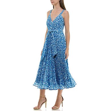 Women's Taylor Sleeveless Pleated V-Neck Fit & Flare Midi Dress