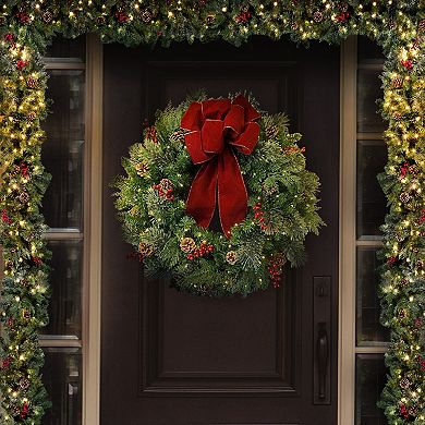 Classic Pre lit Wreath 30"