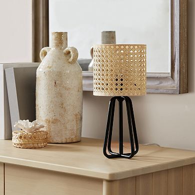 Metal Frame Accent Table Lamp
