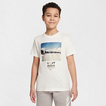 Boys 8-20 Nike Graphic Crewneck T-Shirt