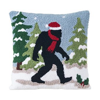 Glitzhome 14"L Hooked Christmas Pillow