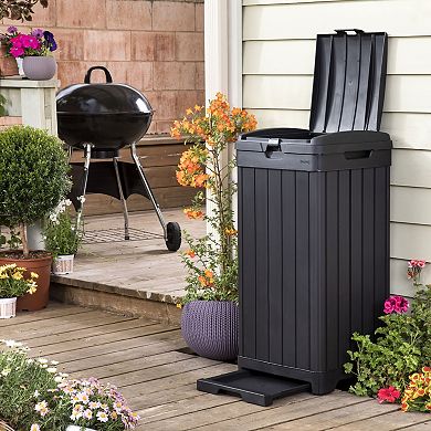 Keter Baltimore Outdoor Trash Can