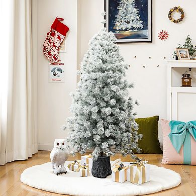 LuxenHome 5.5ft Flocked Full Artificial Christmas Tree Potted