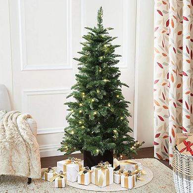 LuxenHome 4.5ft Pre-lit Green Full Fir Potted Artificial Christmas Tree