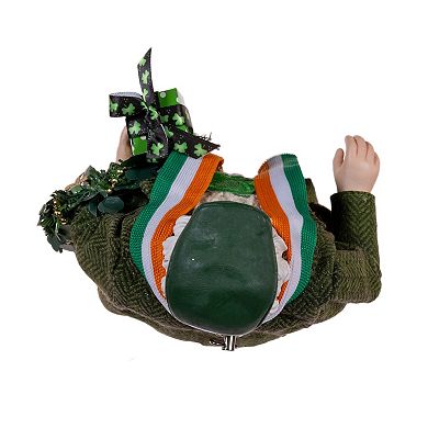 10.5-Inch Fabriché Musical Irish Santa With Wreath Table Decor