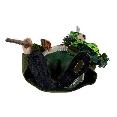10.5-Inch Fabriché Musical Irish Santa With Wreath Table Decor