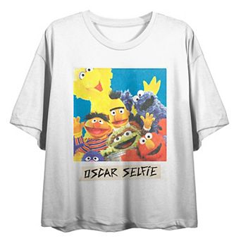 Juniors' Sesame Street Oscar Selfie Graphic Tee