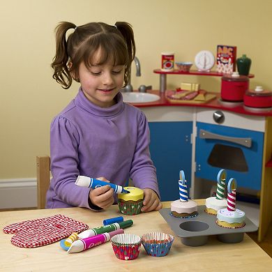 Melissa & Doug Bake & Decorate Cupcake Set