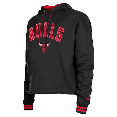 Women's New Era Black Chicago Bulls Boxy Raw Edge Pullover Hoodie