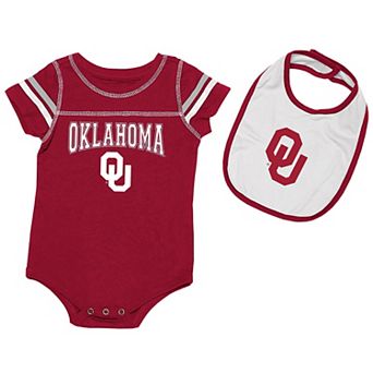Newborn & Infant Colosseum Crimson/White Oklahoma Sooners Chocolate Two-Piece Bodysuit & Bib Set