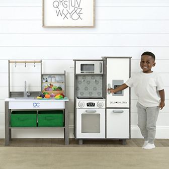 Delta Children Gourmet All-in-One Corner Play Kitchen Playset