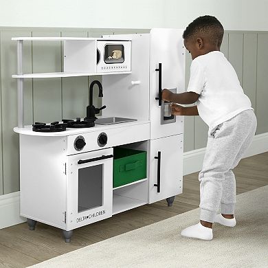 Delta Children Deluxe Modern Kitchen Playset