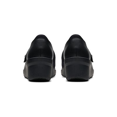 Clarks Collection Suttyn Kaylie Slip-on Shoes in Brown