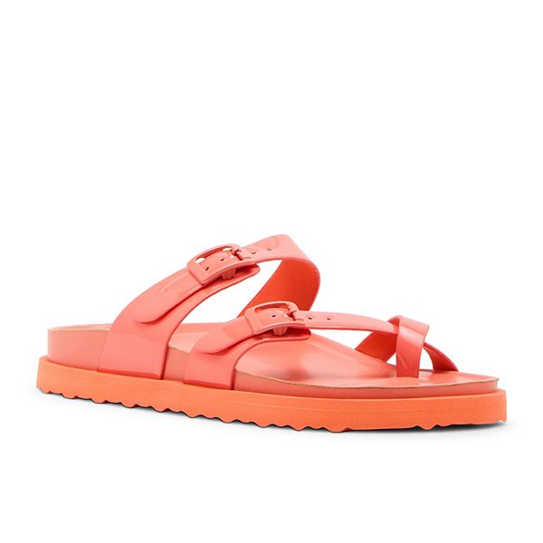 madden girl Maui Women's Slip-On Sandals - Coral (5)