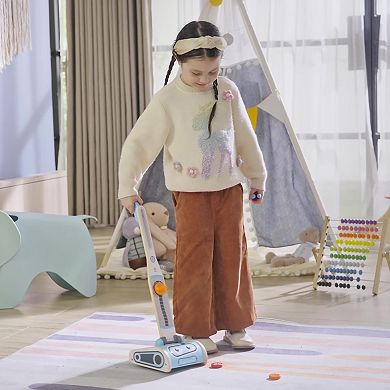Hape: Robot Vacuum Clean Up Playset