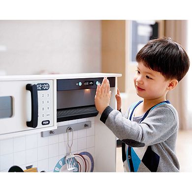 Hape: Modern Smart Kitchen 12-pc. Lights & Sounds Toy