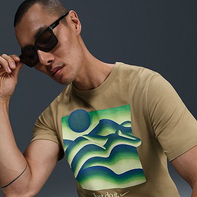 Men's Nike Graphic Tee
