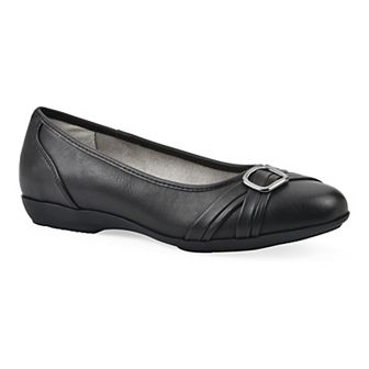 Cliffs by White Mountain Calming Women's Ballet Flats