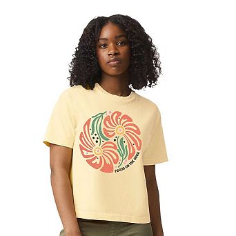 Boho Flowers Circle Relaxed Fit Cropped Tee