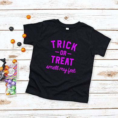 Smell My Feet Raised Print Youth Short Sleeve Graphic Tee