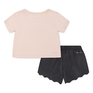 Baby & Toddler Girls Nike Dri-FIT "Just Do It." T-Shirt & Wavy Scalloped Shorts 2-Piece Set