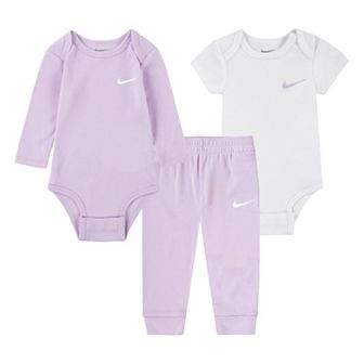 Newborn Baby Nike Essentials Bodysuits & Pants 3 pc Set