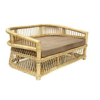 Euro Rattan Pet Bed