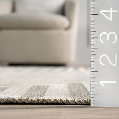 RugsUSA Nicolai Graphic Fringed Reversible Machine Washable Area Rug