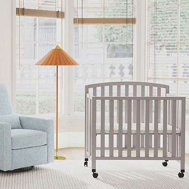 daVinci Dylan Folding Portable 3-in-1 Mini Crib and Twin Bed