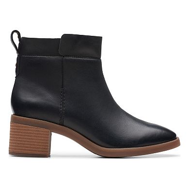 Clarks® Lileigh Charm Women's Leather Ankle Boots
