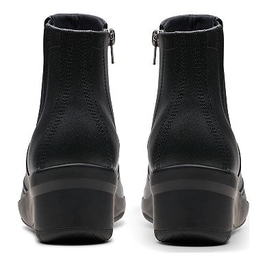 Clarks® Suttyn Rae Women's Leather Wedge Ankle Boots