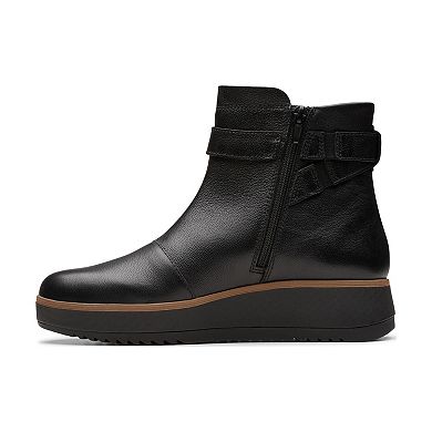 Clarks® Zylah Faye Women's Leather Ankle Boots