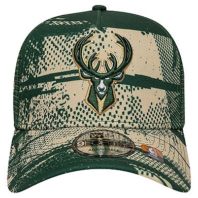 Men's New Era Hunter Green/Cream Milwaukee Bucks Tip Off A-Frame Trucker 9FORTY Adjustable Hat